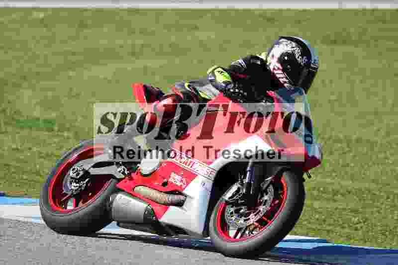 Archiv-2025/02 28.-31.01.2025 Moto Center Thun Jerez/gruen-green/60